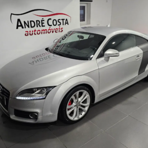 Audi TT Coupé 1.8 TFSI S-Line Plus
